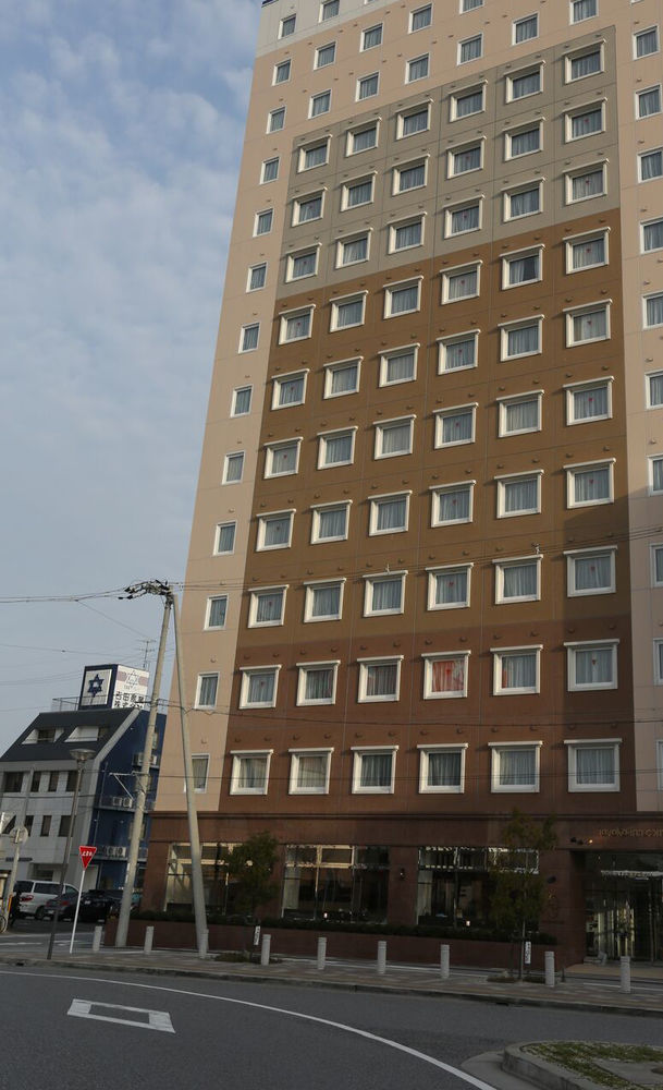 Toyoko Inn Maibara Eki Shinkansen Nishi Guchi Екстер'єр фото